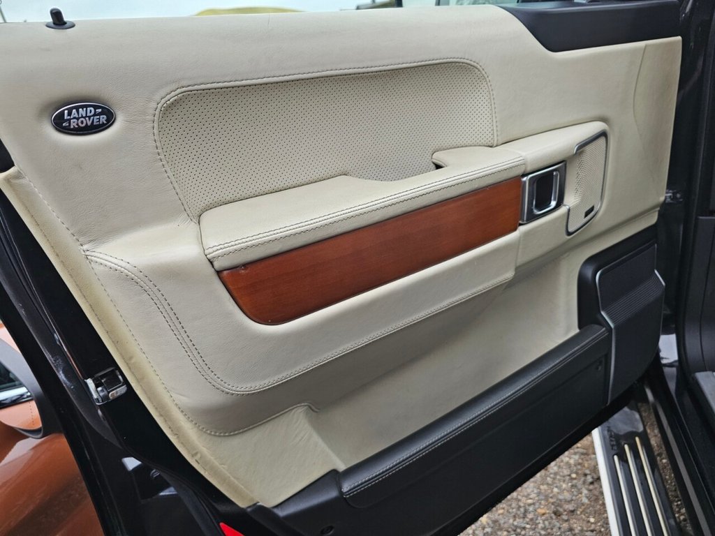 Used Land Rover Range Rover 2011 for sale - 78078095: Photo 35