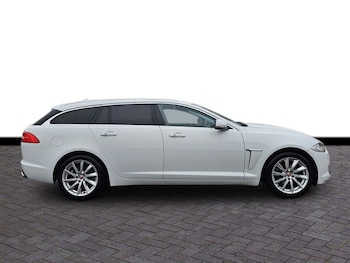 Used Jaguar XF 2014 for sale - 78078125: Photo