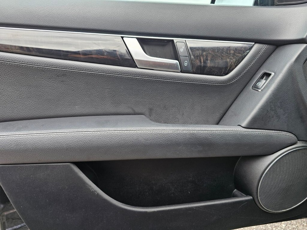 Used Mercedes-Benz C Class 2011 for sale - 78078089: Photo 26