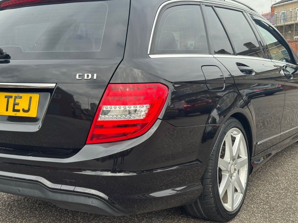 Used Mercedes-Benz C Class 2011 for sale - 78078089: Photo 40