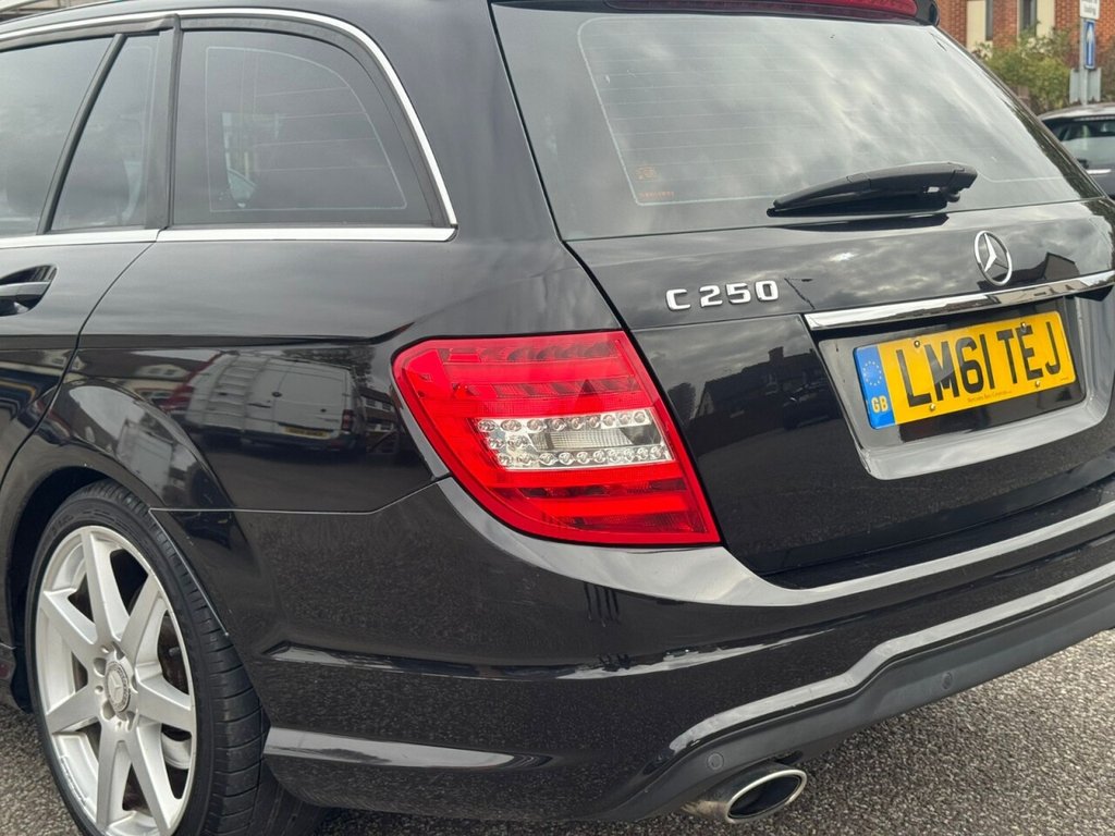 Used Mercedes-Benz C Class 2011 for sale - 78078089: Photo 41