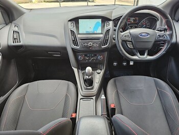 Used Ford Focus 2017 for sale - 78299649: Photo