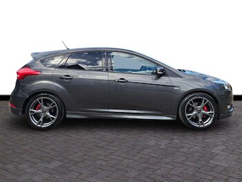 Used Ford Focus 2017 for sale - 78299649: Photo