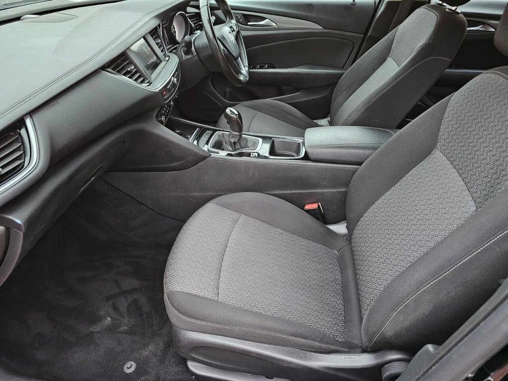 Used Vauxhall Insignia 2018 for sale - 78078111: Photo 21