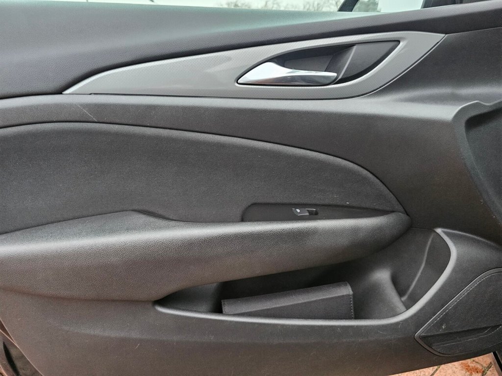 Used Vauxhall Insignia 2018 for sale - 78078111: Photo 22