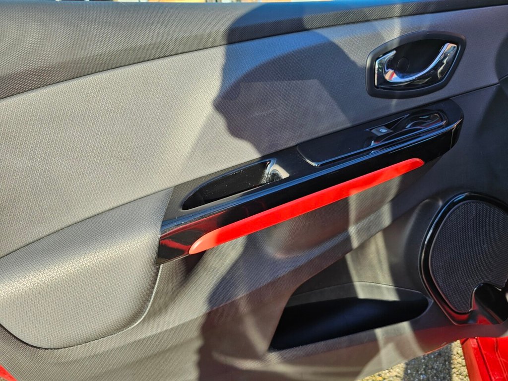 Used Renault Clio 2014 for sale - 78078097: Photo 24