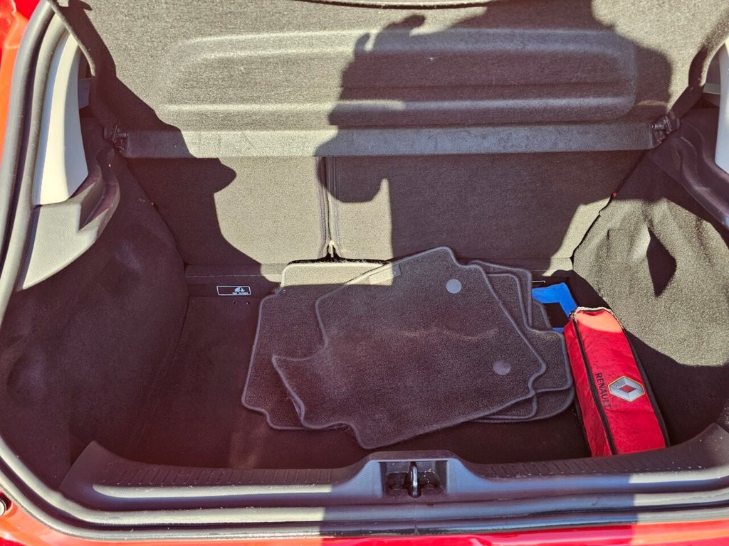 Used Renault Clio 2014 for sale - 78078097: Photo 31