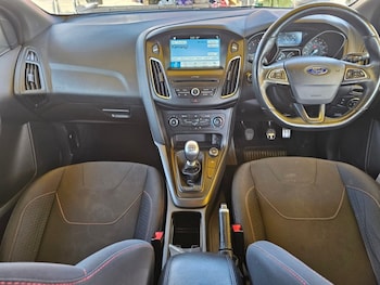 Used Ford Focus 2018 for sale - 78472448: Photo