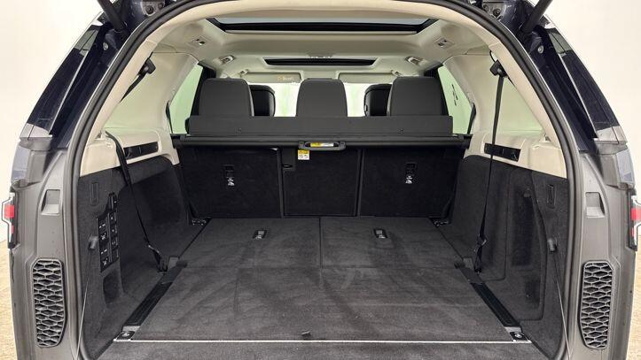 Used Land Rover Discovery 2025 for sale - 77692091: Photo 11