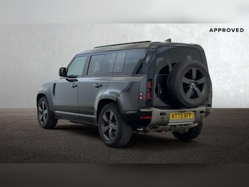 Used Land Rover Defender 110 2023 for sale - 75745193: Photo