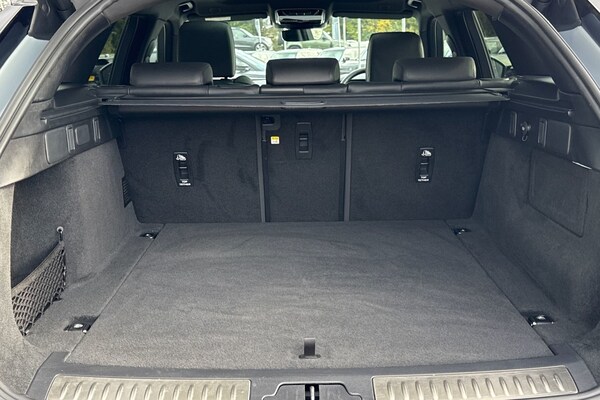 Used Land Rover Range Rover Velar 2024 for sale - 76220185: Photo 11