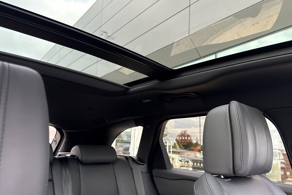Used Land Rover Range Rover Velar 2024 for sale - 76220185: Photo 22