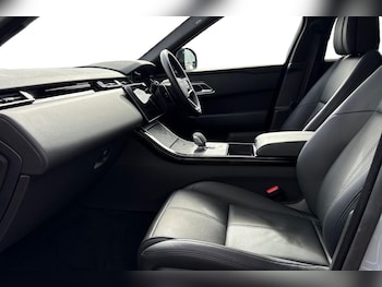 Used Land Rover Range Rover Velar 2024 for sale - 76220185: Photo 3
