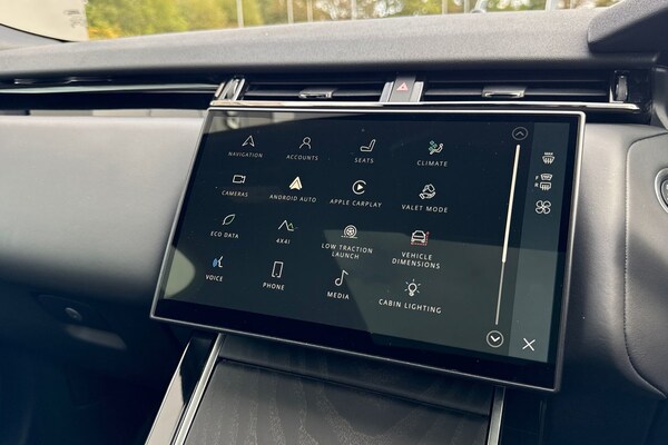 Used Land Rover Range Rover Velar 2024 for sale - 76220185: Photo 42