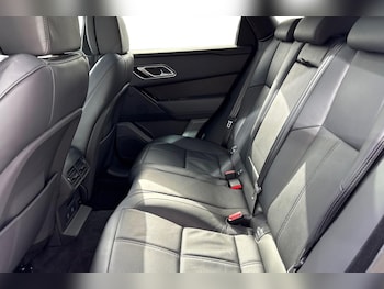 Used Land Rover Range Rover Velar 2024 for sale - 76220185: Photo 4