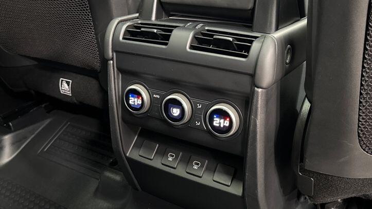 Used Land Rover Defender 2025 for sale - 77764490: Photo 17