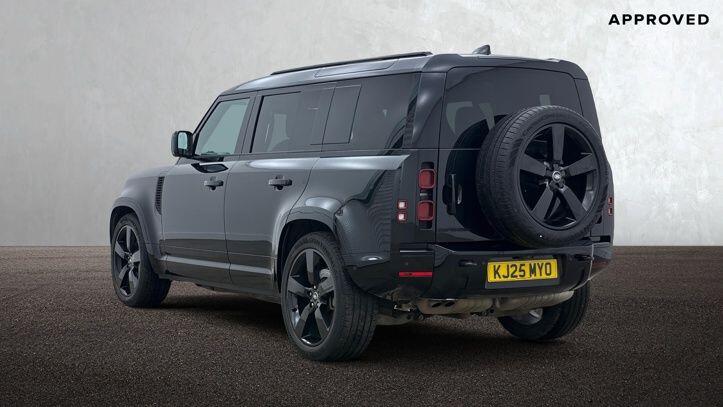 Used Land Rover Defender 2025 for sale - 77764490: Photo 2