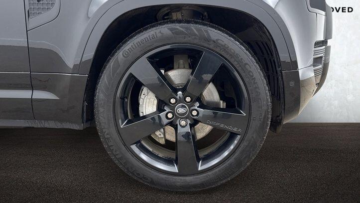 Used Land Rover Defender 2025 for sale - 77764490: Photo 8