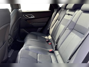Used Land Rover Range Rover Velar 2024 for sale - 75483082: Photo