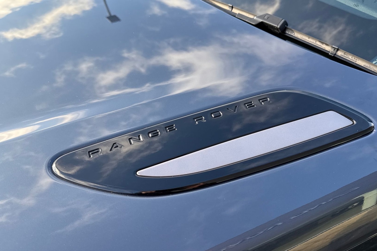 Used Land Rover Range Rover Velar 2024 for sale - 76670330: Photo 29