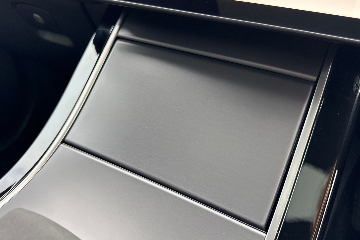 Used Land Rover Range Rover Velar 2024 for sale - 76670330: Photo 43