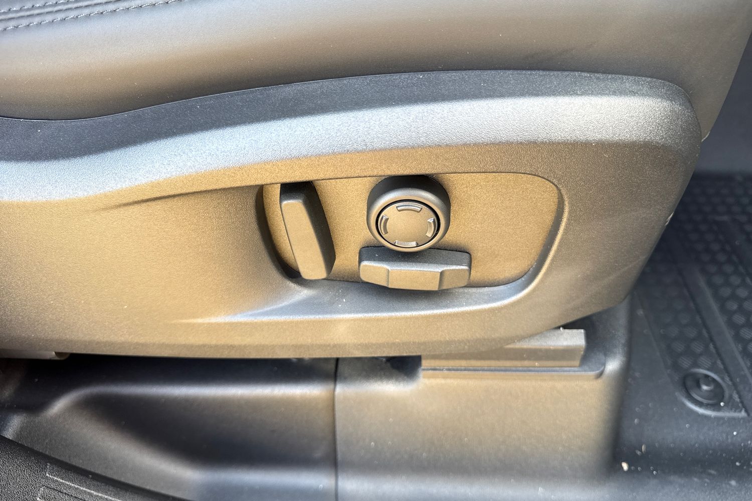 Used Land Rover Defender 110 2026 for sale - 77165864: Photo 28