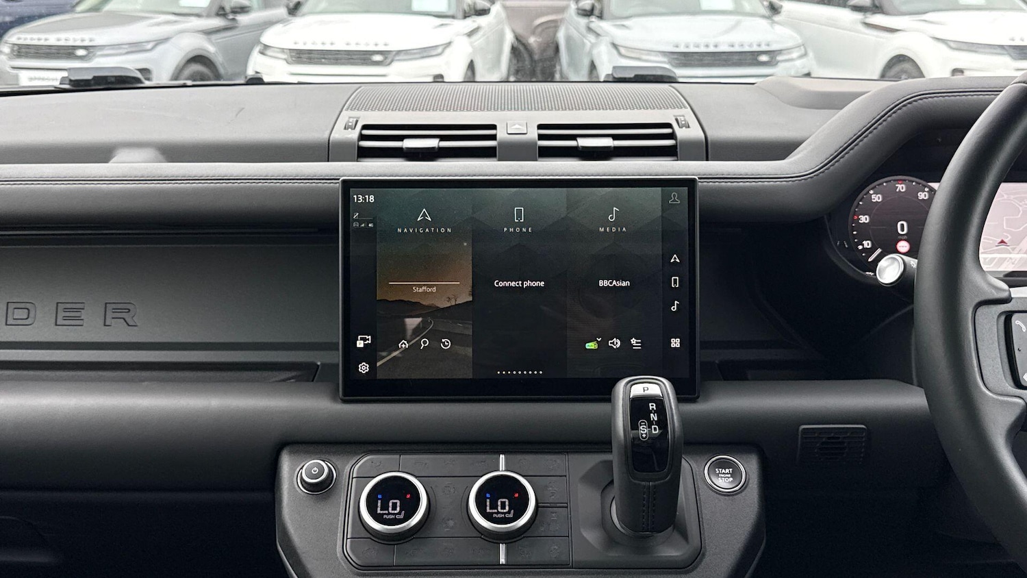 Used Land Rover Defender 90 2024 for sale - 76985249: Photo 15