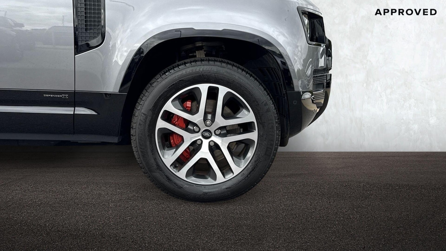 Used Land Rover Defender 90 2024 for sale - 76985249: Photo 9