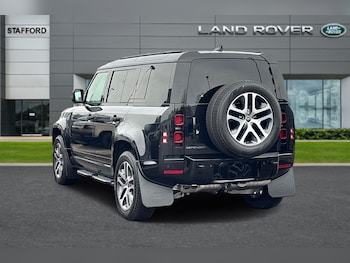 Used Land Rover Defender 110 2025 for sale - 75524959: Photo