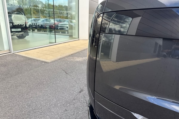 Used Land Rover Range Rover 2025 for sale - 76330801: Photo 21