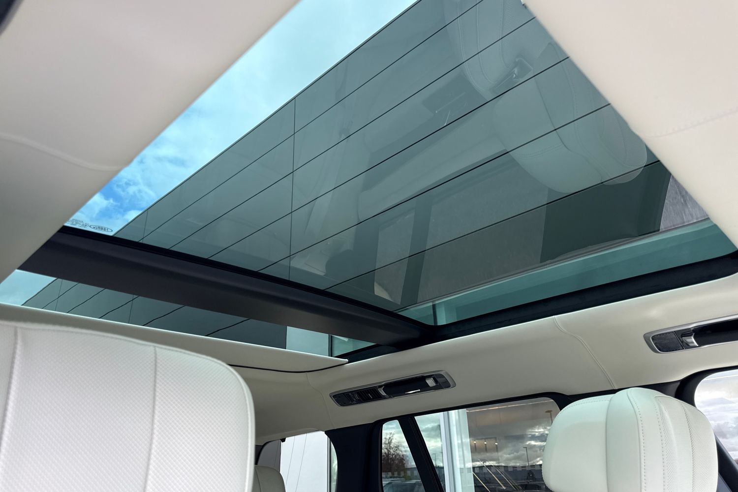 Used Land Rover Range Rover 2025 for sale - 76330801: Photo 56