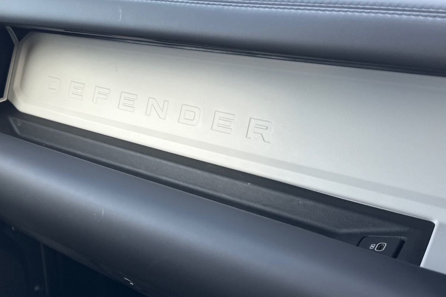 Used Land Rover Defender 110 2025 for sale - 78107537: Photo 46
