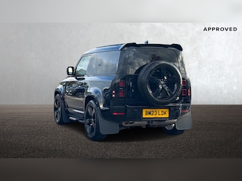 Used Land Rover Defender 90 2023 for sale - 76330797: Photo 2