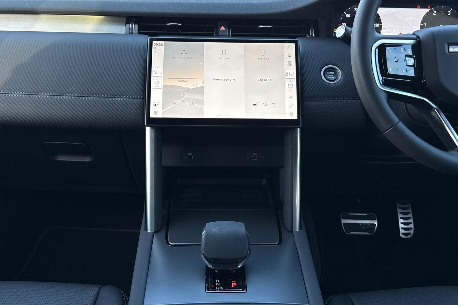 Used Land Rover Discovery Sport 2025 for sale - 76526951: Photo 15