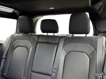 Used Land Rover Defender 90 2024 for sale - 75064763: Photo