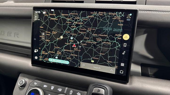 Used Land Rover Defender 110 2024 for sale - 77390142: Photo 11