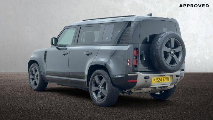 Used Land Rover Defender 110 2024 for sale - 77390142: Photo 2