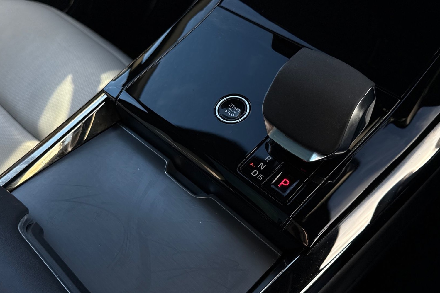 Used Land Rover Range Rover Sport 2024 for sale - 77011421: Photo 14