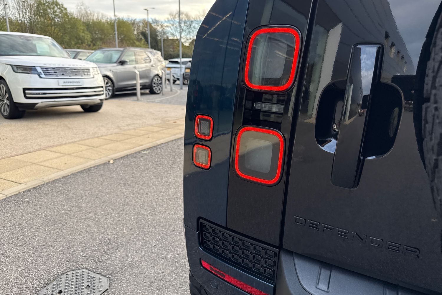 Used Land Rover Defender 110 2025 for sale - 76590427: Photo 22