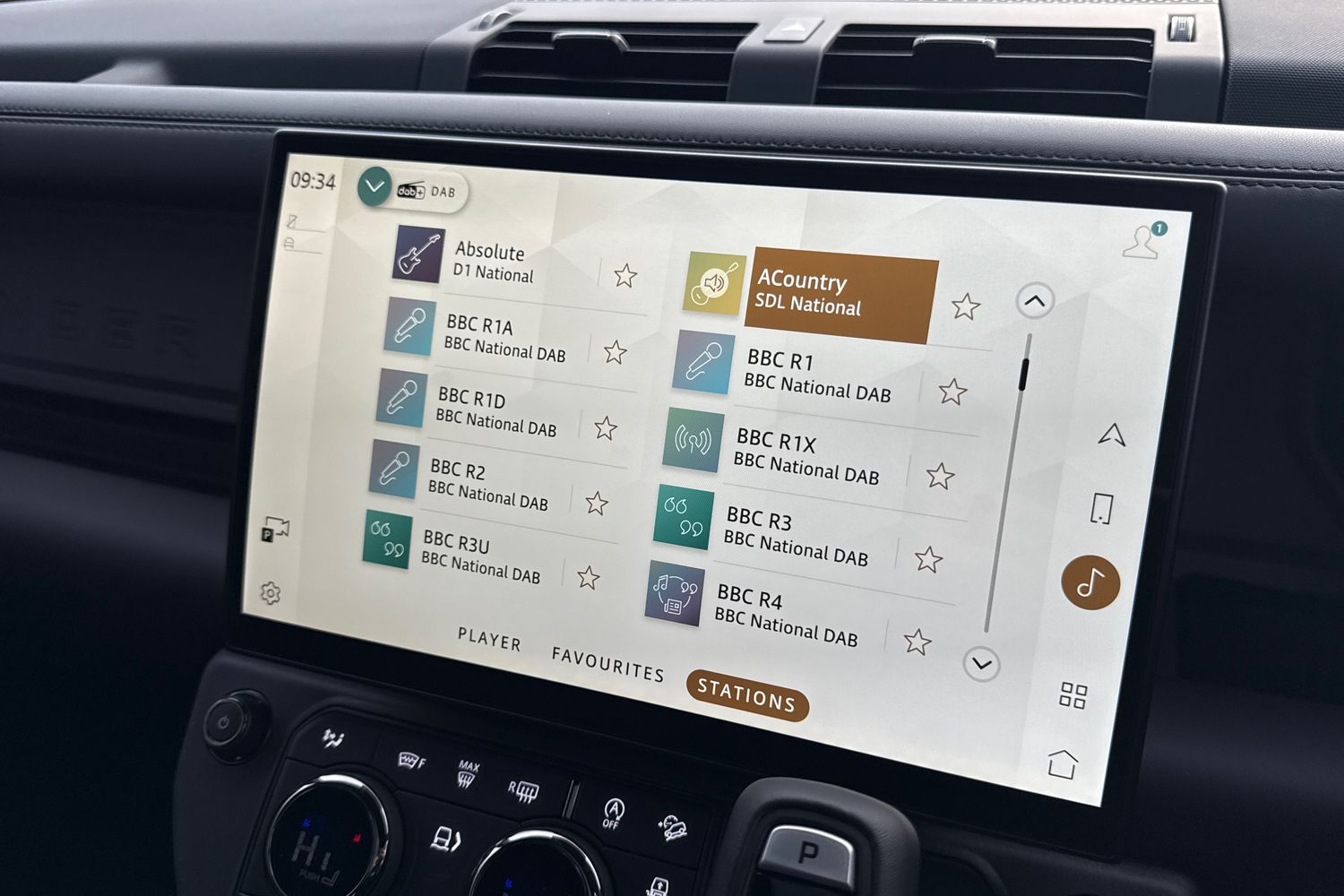 Used Land Rover Defender 110 2025 for sale - 76590427: Photo 38