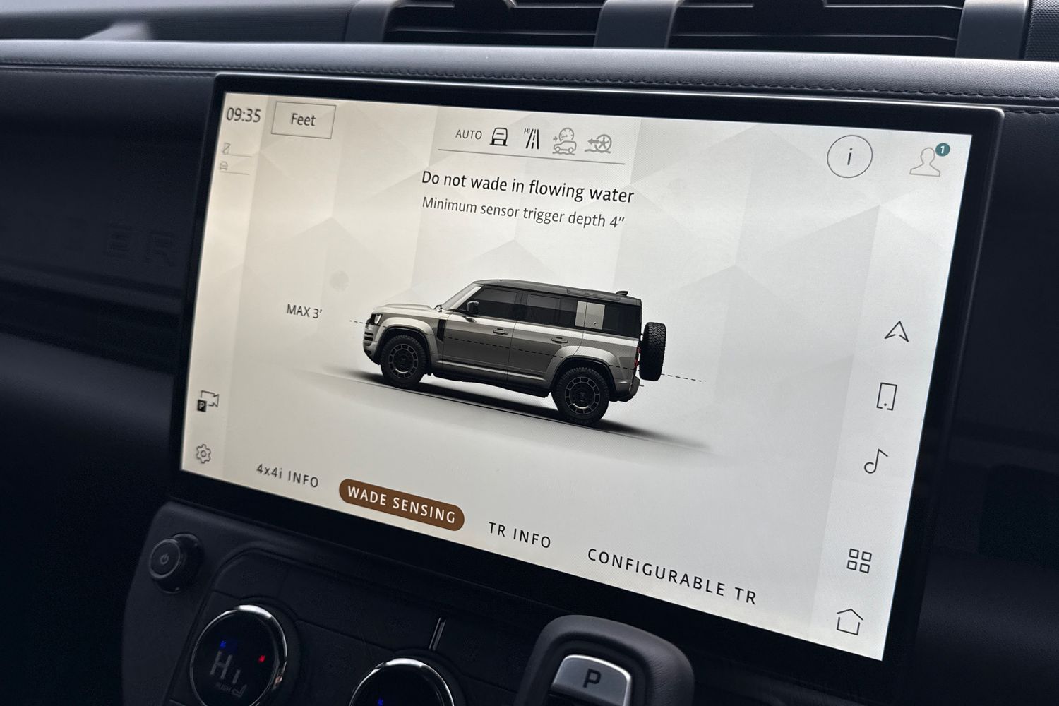 Used Land Rover Defender 110 2025 for sale - 76590427: Photo 43