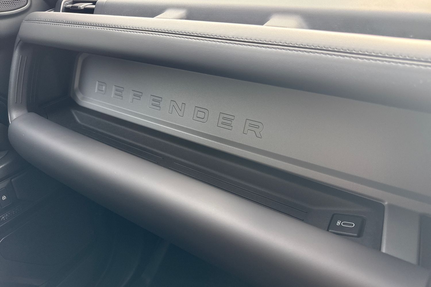 Used Land Rover Defender 110 2025 for sale - 76590427: Photo 53