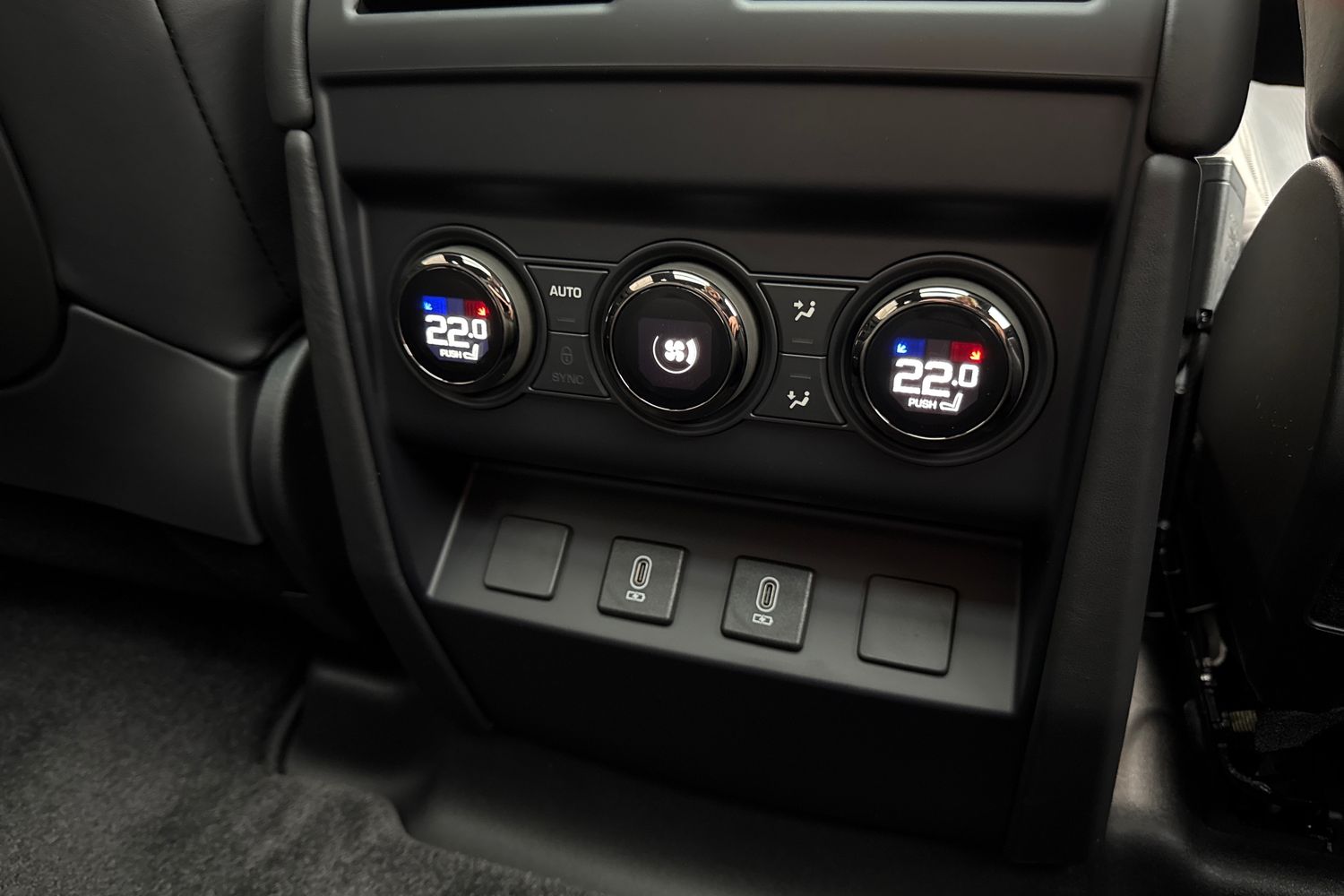 Used Land Rover Defender 110 2025 for sale - 76590427: Photo 58