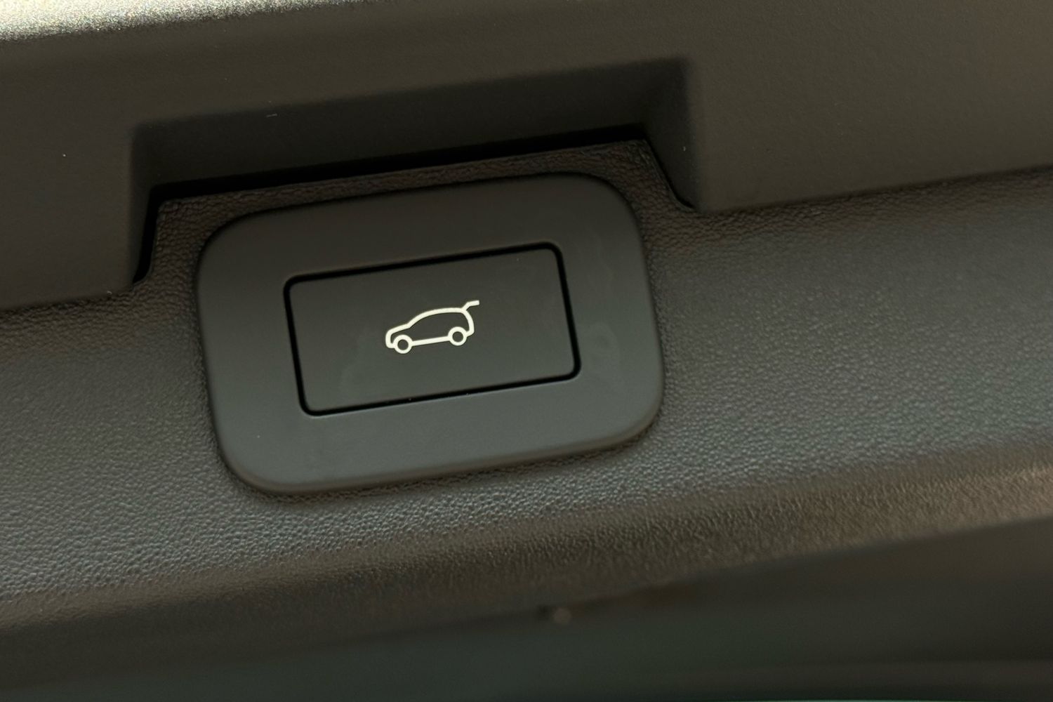 Used Land Rover Discovery 2026 for sale - 77436063: Photo 34