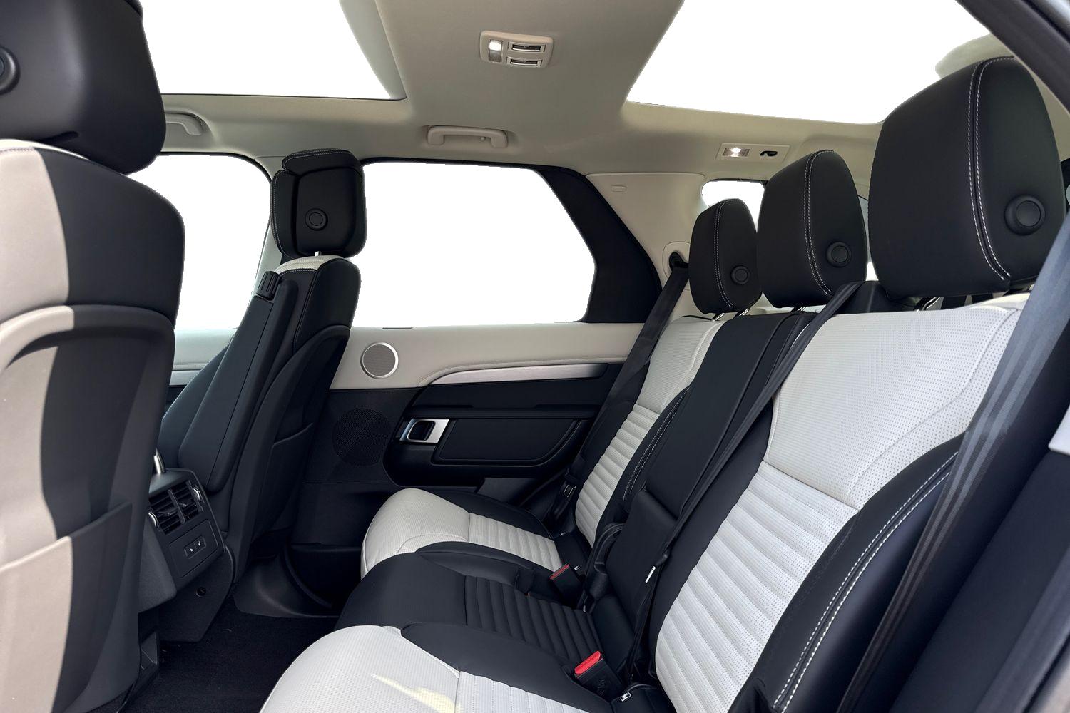 Used Land Rover Discovery 2026 for sale - 77436063: Photo 4