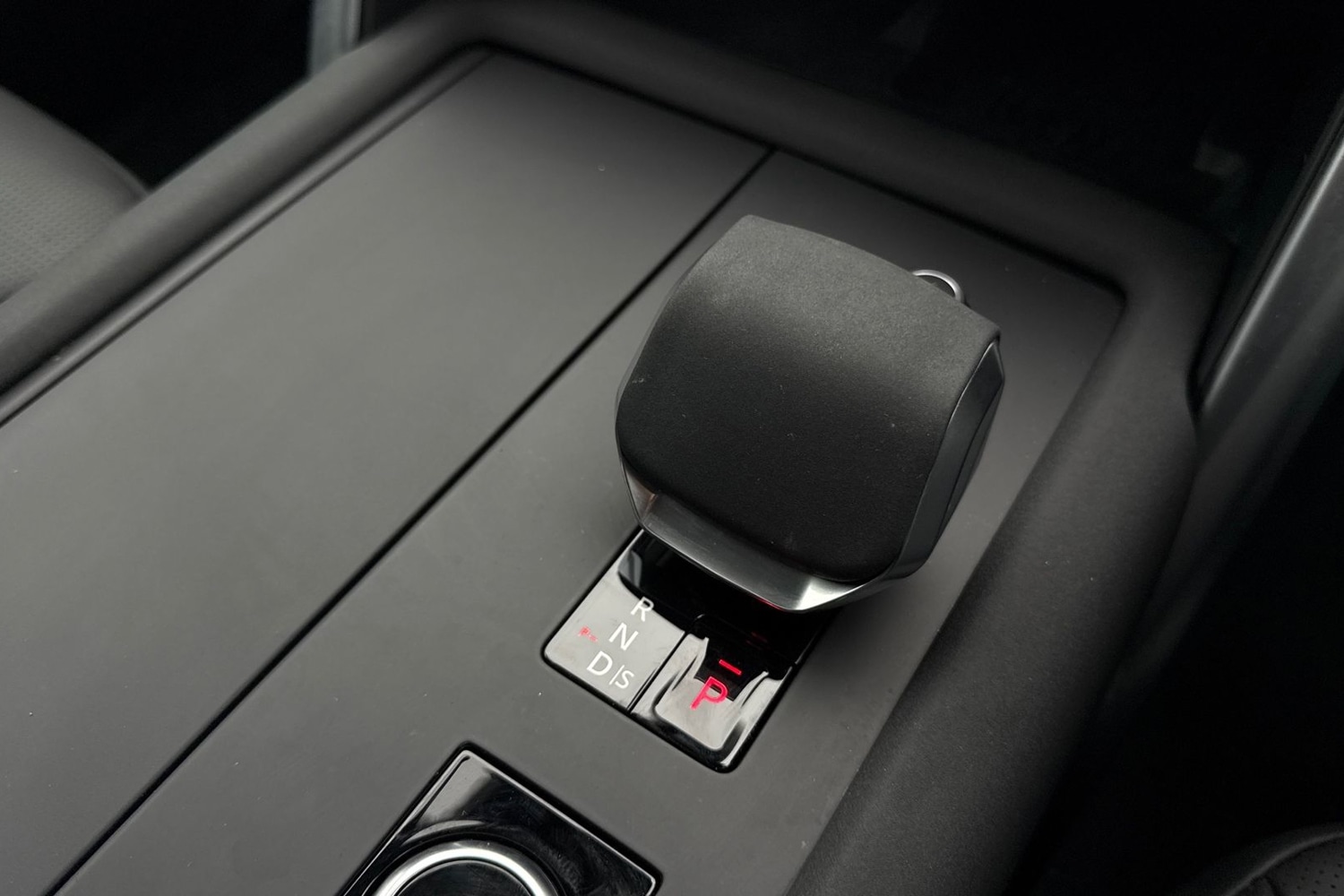 Used Land Rover Discovery 2025 for sale - 77383346: Photo 14