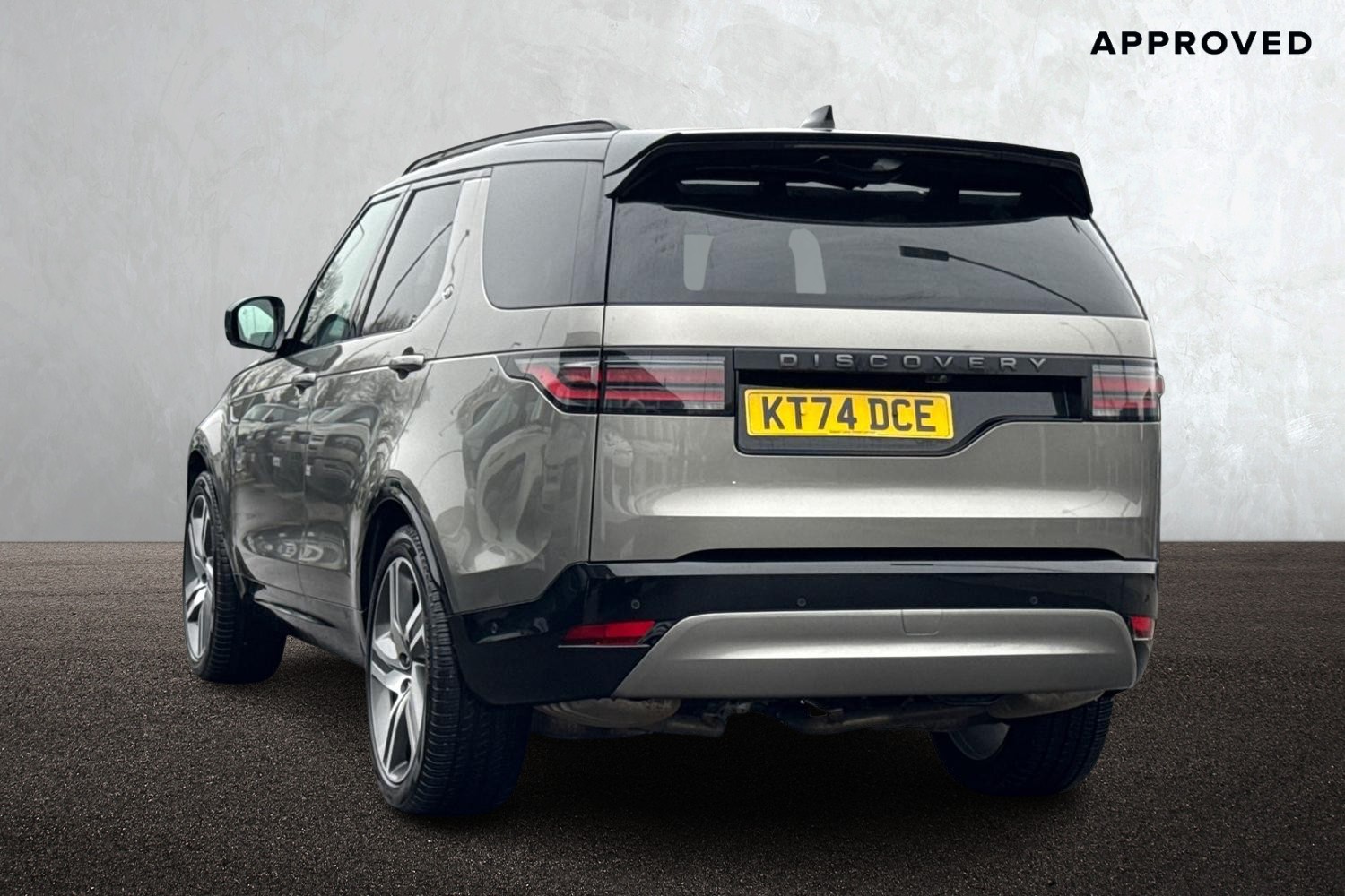 Used Land Rover Discovery 2025 for sale - 77383346: Photo 2