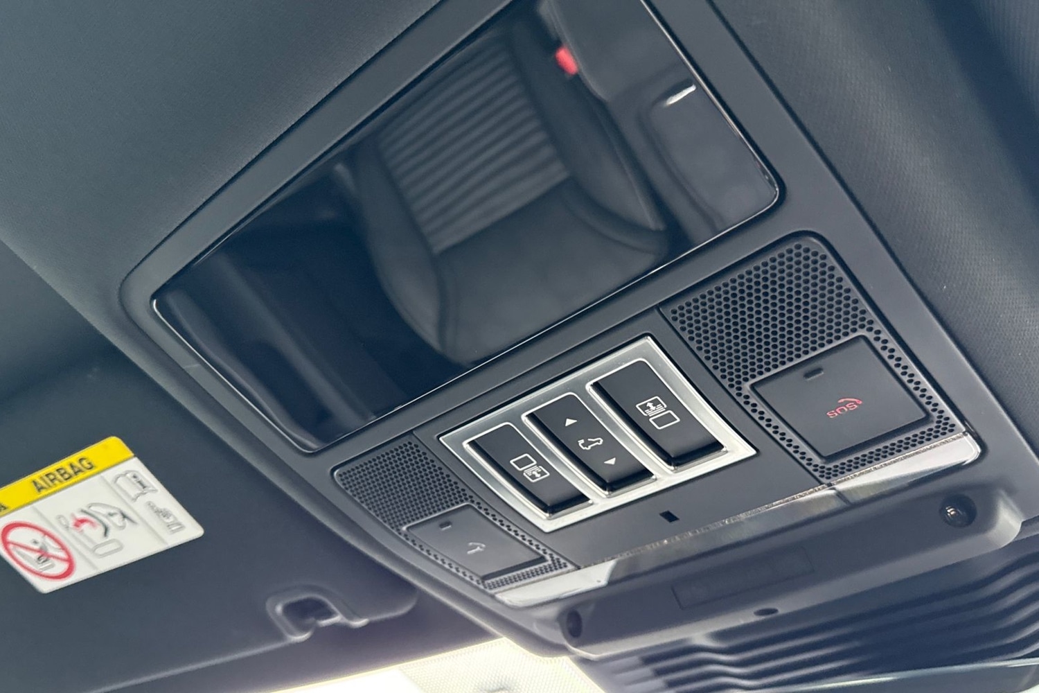 Used Land Rover Discovery 2025 for sale - 77383346: Photo 24