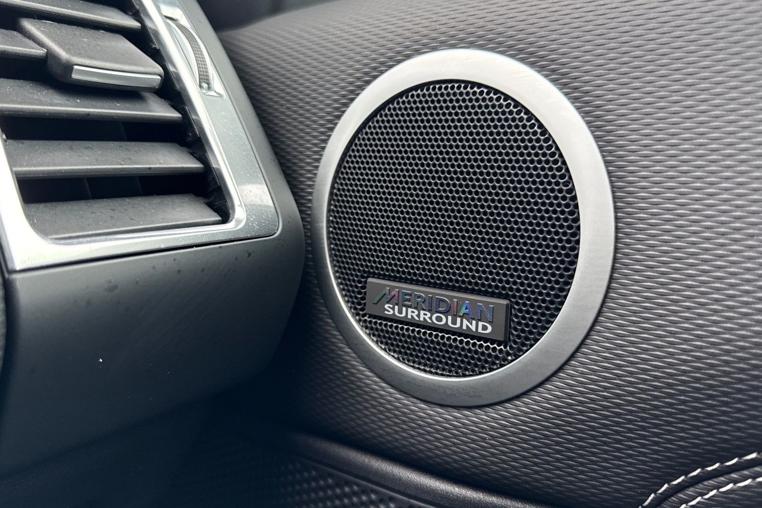 Used Land Rover Discovery 2025 for sale - 77383346: Photo 25