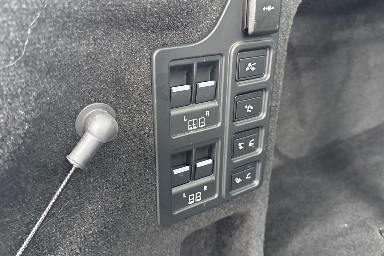 Used Land Rover Discovery 2025 for sale - 77383346: Photo 28